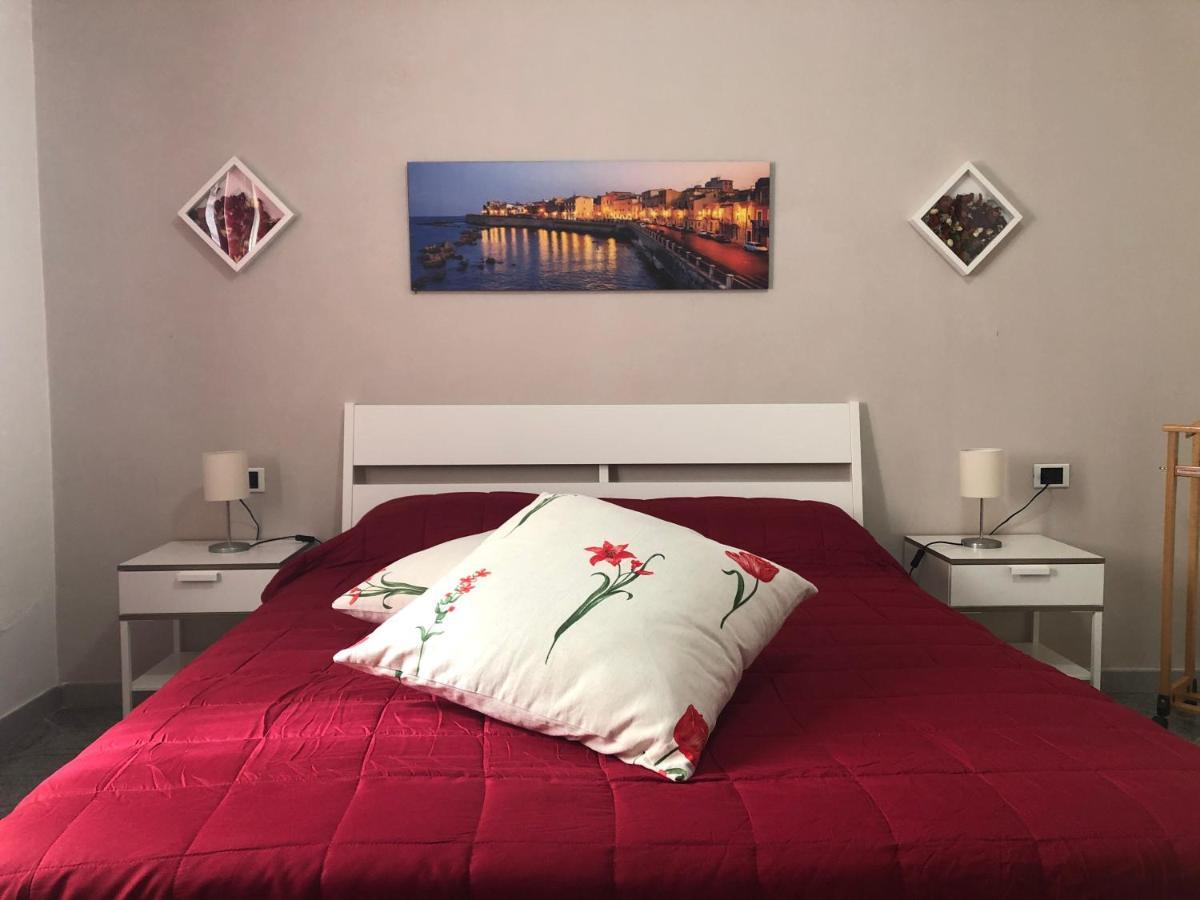 A Casa Di Giu B&B Сиракуза Екстериор снимка