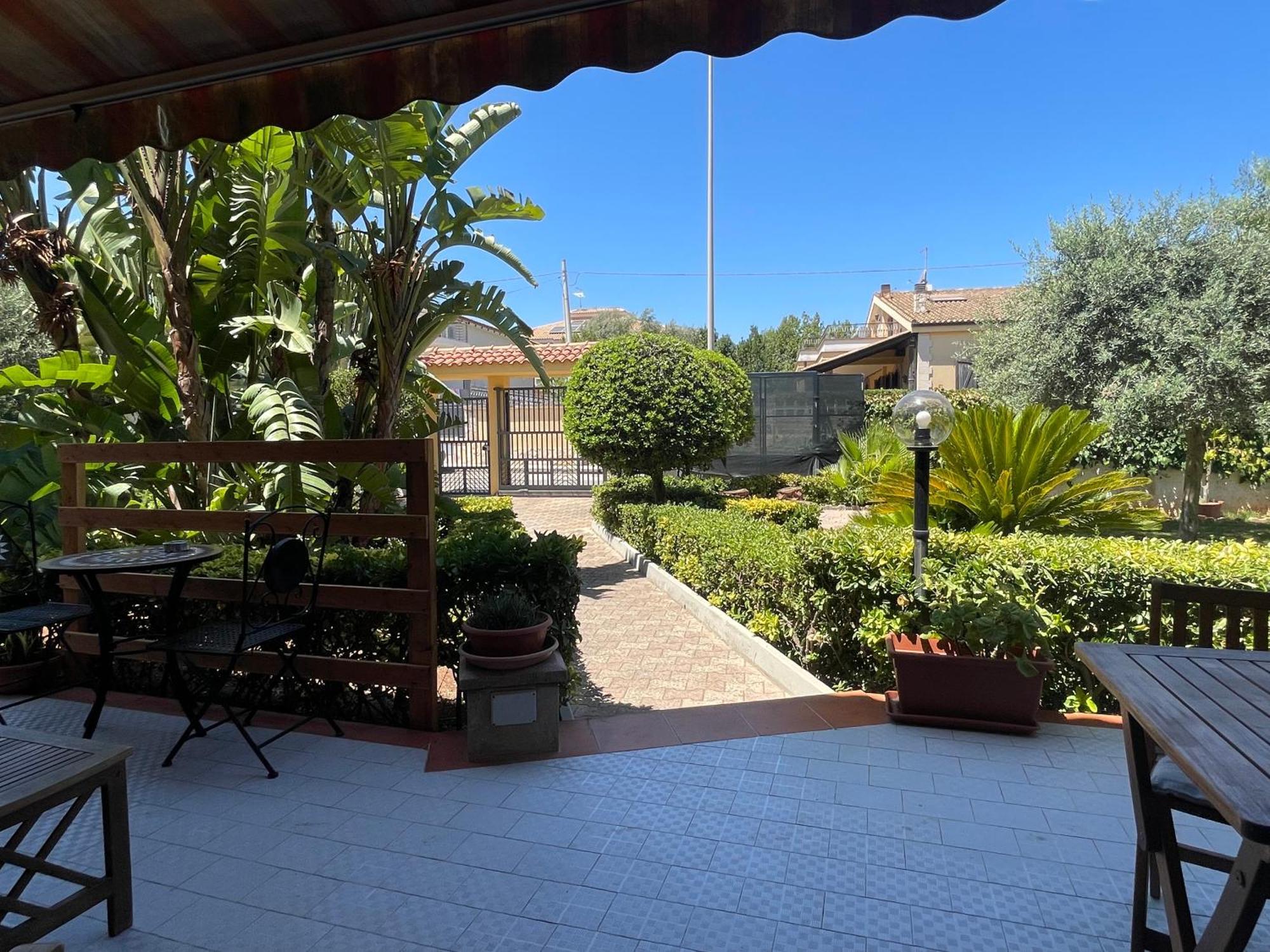 A Casa Di Giu B&B Сиракуза Екстериор снимка