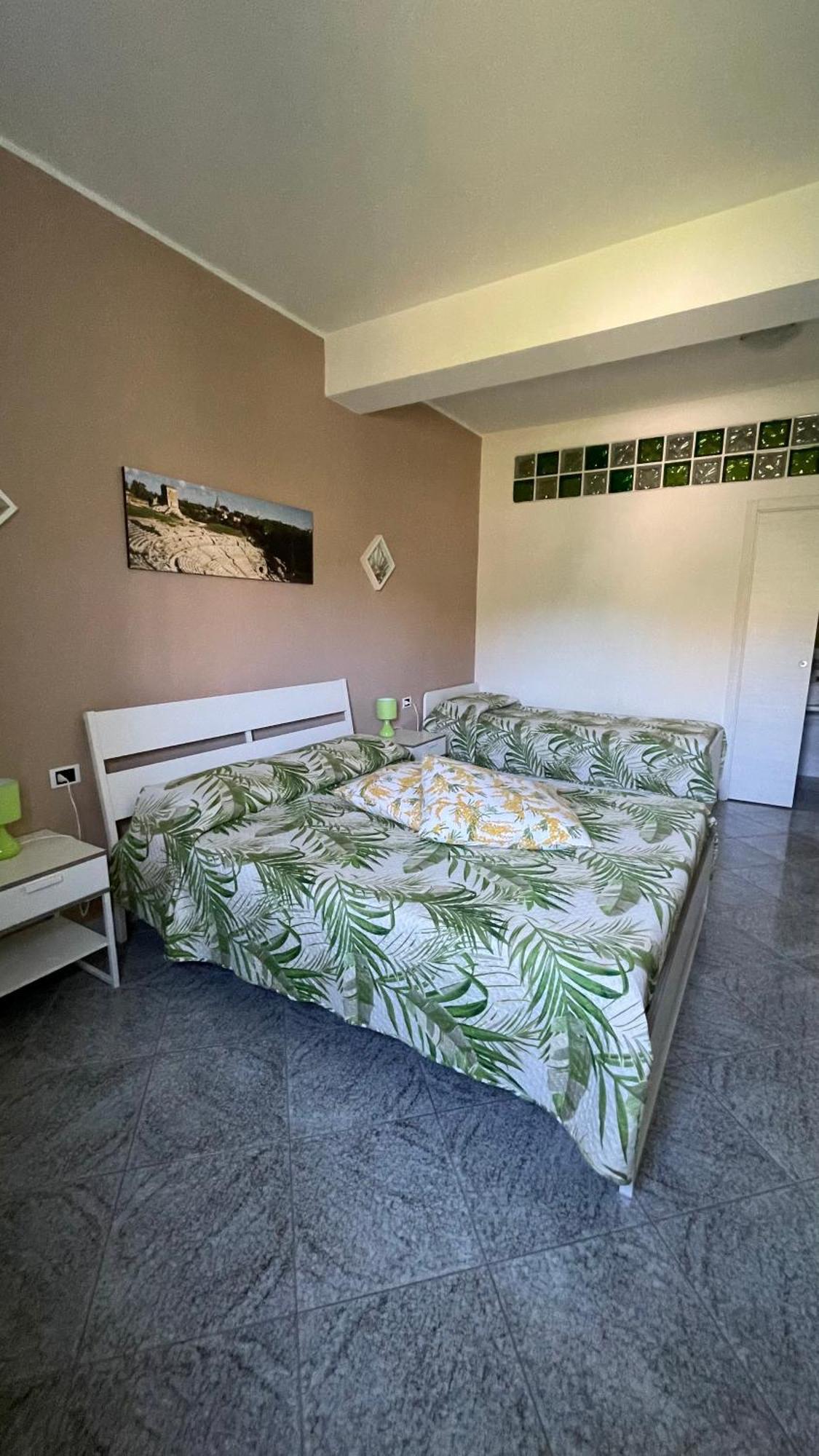 A Casa Di Giu B&B Сиракуза Екстериор снимка